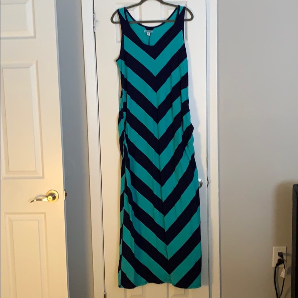 Maternity ribbed fitted maxi dress